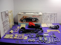 Gabriel Model SJ DUESENBERG Town Car 1/18 Metal Model Kit No. 4868 1975 Hubley