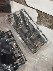 REVELL 2005 CORVETTE C6 HARDTOP FACTORY SEALED INSIDE KIT! CIRCA 2005! VMCP!