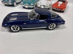 Lot Of 5 BUILT Model Cars NICE Lot#012 Corvettes