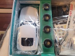 Vintage Nichimo 1/24 Toyota 2000GT Motorized Plastic Model Kit – Rare Japan