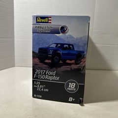 Revell 2017 Ford F-150 Raptor Easy-Click System 1/25 Model Kit Brand New