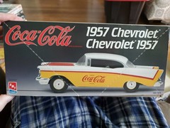 AMT/Ertl Coca-Cola 1957 Chevy Bel Air Hardtop VTG 1998 1:25 Model NEW Open Box