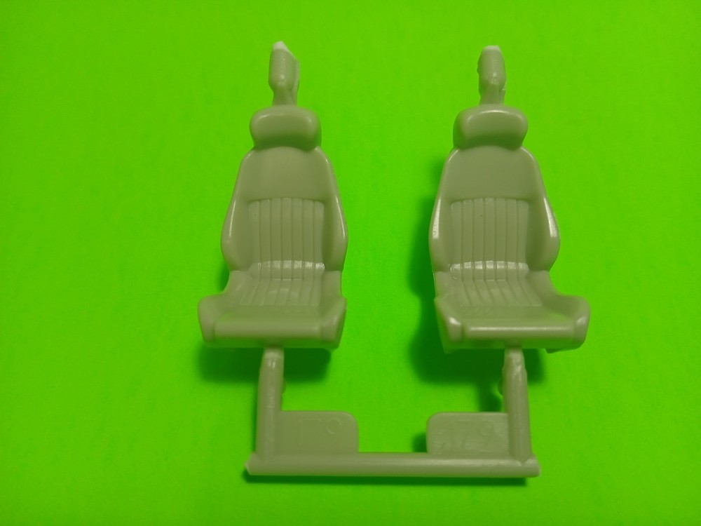 Recaro Style Bucket Seats 1964 Mercury Comet Moebius 1/25 Pro Touring Hi Back
