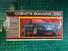 Monogram Metal Flake Corvette Roadster Model Kit  Factory Sealed Box