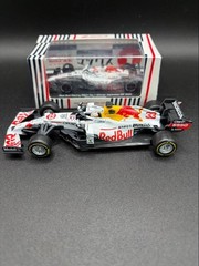 Spark 1/64 Red Bull Racing RB21 Japan GP Diecast Model Car Japan