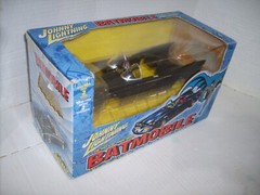 JOHNNY LIGHTNING POLAR LIGHTS 1:24 DIECAST 1960S COMIC BOOK BATMOBILE NEW/SEALED