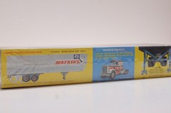 AMT REEFER FRUEHAUF FB 40 FOOT WATKINS SCALE 1:25 MODEL KIT NEW T507