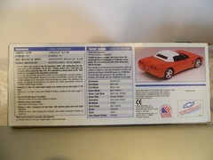 Revell ’98 Corvette Roadster Skill 2 Model Kit