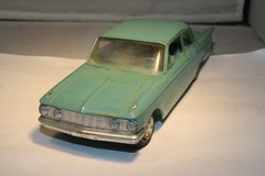 1961 Mercury Comet 2-Door Coupe 1:25 Scale Promo Model Car AMT Made in USA