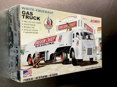 ATLANTIS WHITE-FRUEHAUF OREGON CHIEF GAS TRUCK MODEL KIT #H1029 – NISB – NICE!!