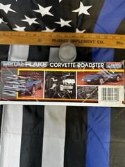 MONOGRAM 2742/ZA9 CORVETTE METAL FLAKE 1/24 SCALE MODEL KIT