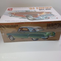 AMT 1951 Chevy Bel Air Retro Deluxe Stock or Drag 1/25 Scale Model Kit Sealed