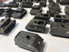 LOT Of 40 1/87 Roco Minitanks Austria 32 Tanks 8 Trucks DBGM HO SCALE