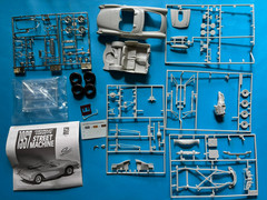LOT OF 3 1957 CHEVY CORVETTE MODEL KITS 2 AMT ERTL 1/25 SCALE 1 MONOGRAM 63 TOO!