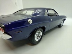 1/24 Revell ’70 Dodge Challenger 2in1 Model Kit 85-2596 Assembled