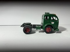 Atlantis White-Fruehauf Gasoline Truck – Sinclair Dino 1:48 Scale (Built Model)