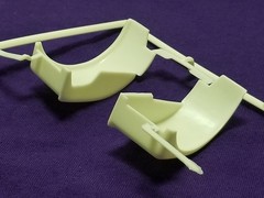 Diamond REO Truck Tractor FRONT FENDERS for 1:25 AMT Model Kit