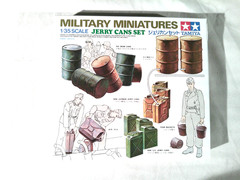 1/35 Tamiya German WWII Jerry Can Set # 35026