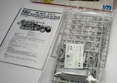 1/72 Scale WWII German, 251/1 Rocket Launcher Half-Track, ESCI
