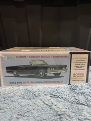 AMT ’65 Lincoln Continental Wagon ‘Customizing Kit’. 1/25. #AMT1081/12.