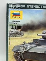 Zvezda 6119 German Medium Tank Pz.Kpfw. III G 1/100 Scale Plastic Model kit