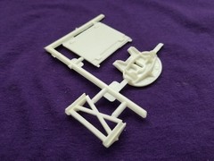 Diamond REO Truck Tractor 5TH WHEEL ,CARRIAGE ,SKID PLATE for 1:25 AMT Model Kit