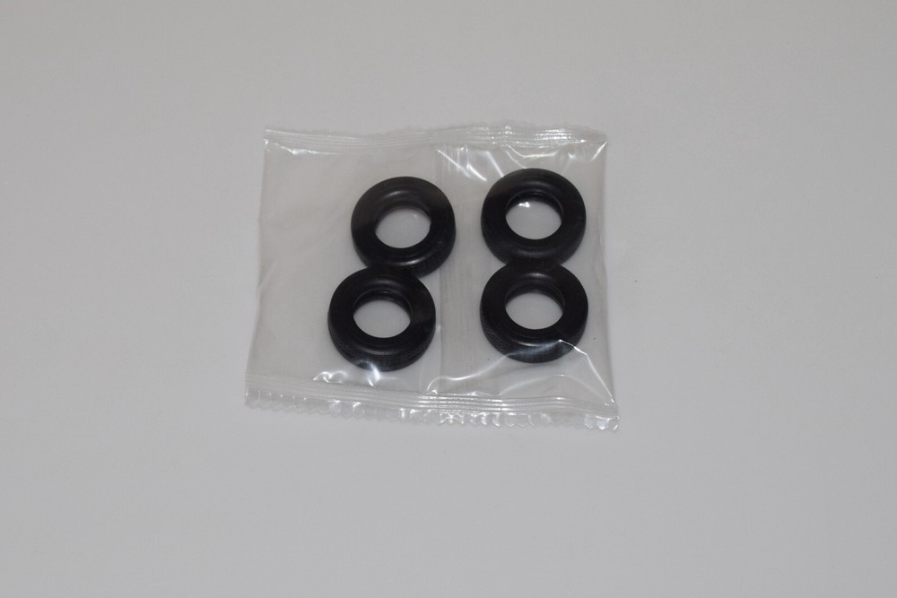 MPC 1967 PONTIAC GTO #710L/12 ⭐PARTS⭐ RUBBER TIRE PACKAGE 1:25