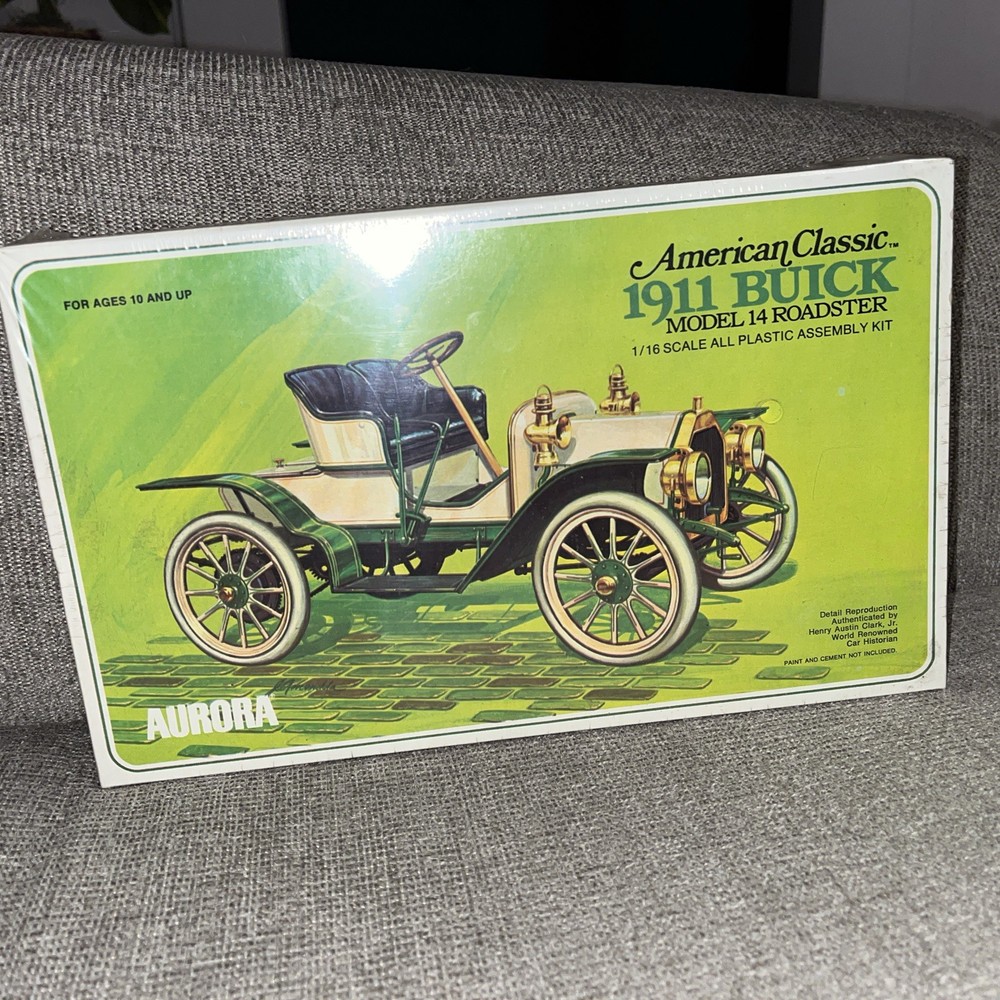 Aurora 1911 Buick 14 Roadster Model – Kit# 153 1/16 Scale – New Old Stock