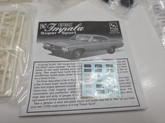 AMT 981 – 1:25 – 1967 CHEVROLET IMPALA SS STOCK *FACTORY SEALED BAGS*