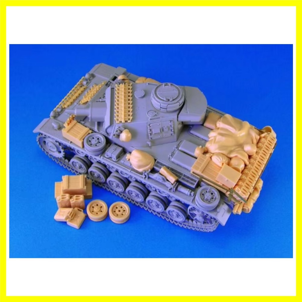 1/35 Scale Die-Cast Resin Model Assembled Kit German Pz.Kpfw.III Tank Stowage…