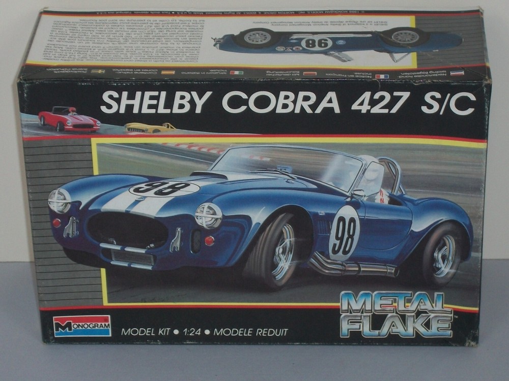 Monogram 1/24 Scale Shelby Cobra 427 S/C
