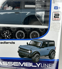 Maisto Assembly Line 2021 Ford Bronco Badlands 1:24 SC Diecast Model Kit 39535