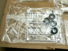 AMT 1967 Shelby GT-350 1:25 Scale Plastic Car Model Kit nib