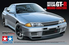 Nissan Skyline GT-R R32 Nismo Custom 1/24 Scale Model Kit – Detailed Assembly Ki
