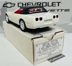 Brand New 1992 Corvette 1 Million Edition Top Up 1:25 Scale Promo Model White