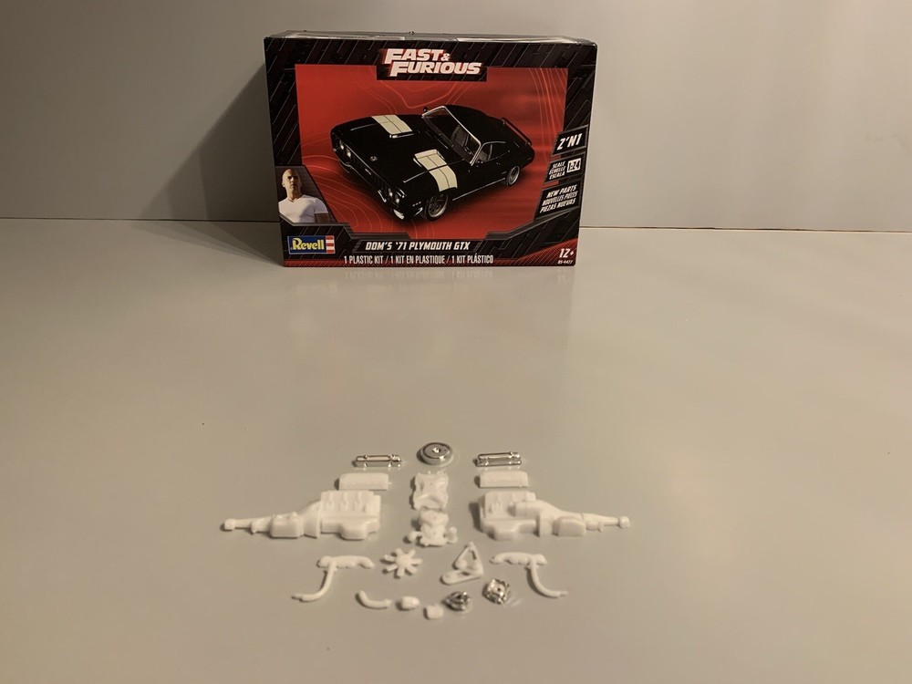 Revell 1/24 Dom’s ’71 plymouth GTX Parts Complete 440 Engine/Junkyard/Diorama