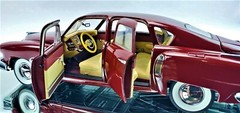 Tucker Built Vintage Classic Dream Concept 1:24 Promo Car Carousel RED Model