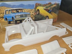 GMC JIMMY BODY,INTERIOR,GLASS,DECALS,TRIM BUILD STOCK OR DRAG
