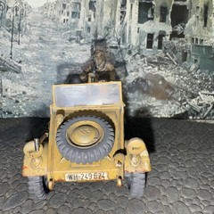 BUILT 1/35 TAMIYA German TYPE 82 KUBELWAGEN W/MG34 2 SS Figs Weathered NICE!!