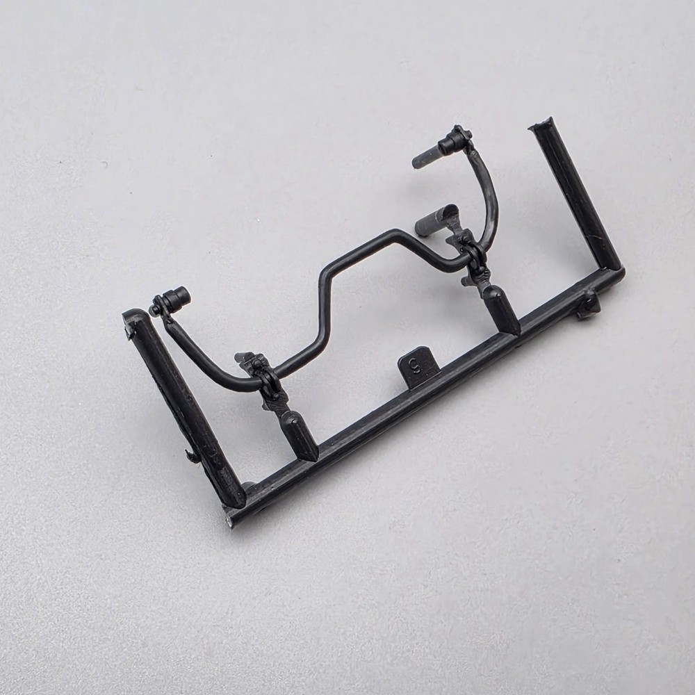 Revell 1/25 Hummer H2 Parts Kit Bash Rear Stabilizer Bar