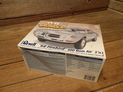 REVELL 1968 FIREBIRD Model Kit 400 RAM AIR 2’n 1 REVELL MUSCLE