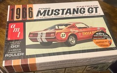 AMT SEALED 1966 FORD MUSTANG GT FASTBACK 1:25 SCALE CUSTOMIZING KIT