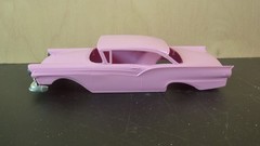 1:32 REVELL 1957 FORD FAIRLANE CALIFORNIA CRUISER SNAP-TOGETHER PLASTIC MODEL