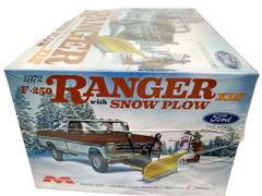 Moebius 1972 Ford F-250 Ranger XLT 4X4 Pickup w/Snow Plow Model 1/25 Sealed 2568