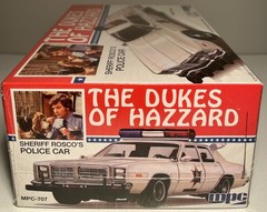 AMT 707 Dukes Sheriff Rosco’s Dodge Monaco Police Car kit 2009, Sealed (B263)