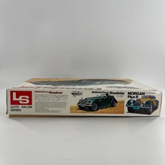 NEW Morgan Plus 8 Roadstar 1:16 Scale Model Kit Motorized LS Auto Salon OPEN BOX
