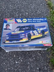 Revell Monogram #16 NAPA Ron Hornaday Jr. Chevy Race Truck model kit 1997