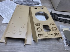 Tamiya 1/35 German King Tiger Production Turret Model Kit MM164 Open Box