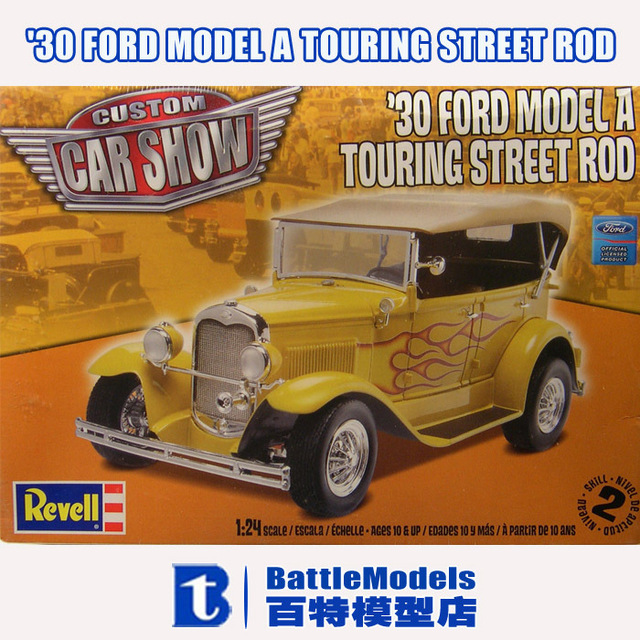 revell 1:24 ’30 Ford Model A Touring Street Rod Plastic model kit new in the box