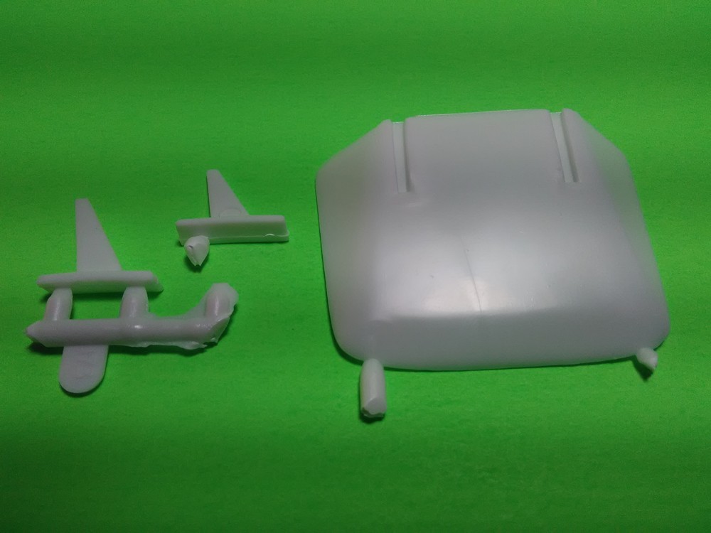Mack R685ST 1/25 AMT big rig semi truck model car part lot wind screen air dam